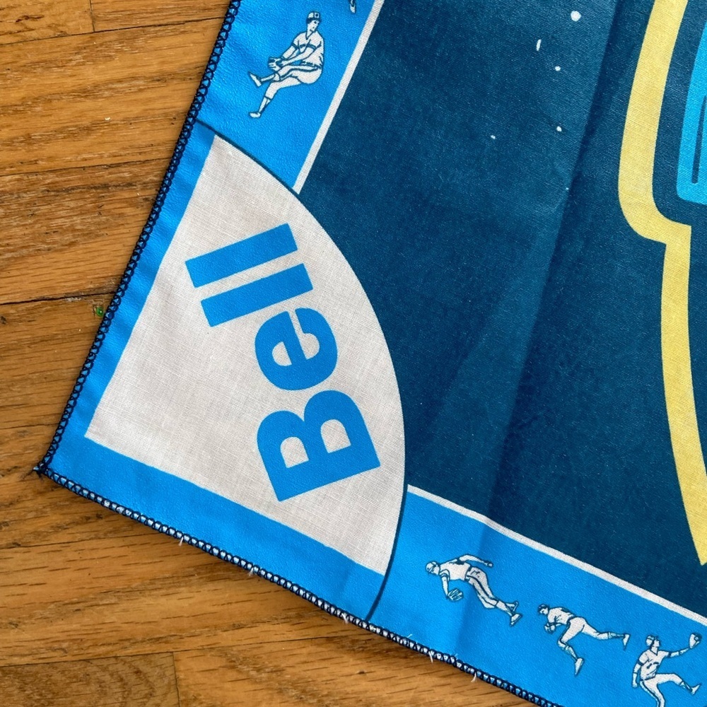 1992 Toronto Blue Jays World Series Champions bandana, sponsored by Bell 18x18” - Picture 4 of 4